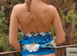 Amatorka w sukience niebieskiej (7)