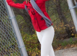 Ashlynn Brooke przy płocie (15)