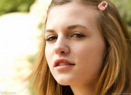 Nastolatka zdjęła majtki (2)