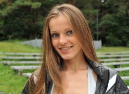 Dziura w spodniach (11)