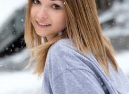 Małolata w koszulce (3)