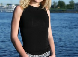 Pod spódniczką amatorki (2)