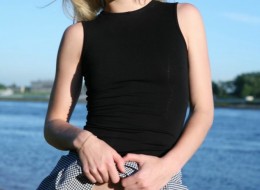 Pod spódniczką amatorki (9)