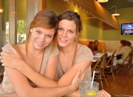 Porno bliźniaczki w akcji (6)