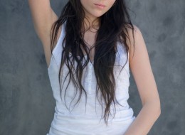 Czarnulka w krótkich spodniach (9)