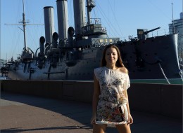 Publiczne rozbieranie małolaty (3)