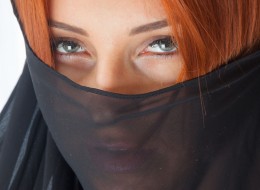 Ruda z pięknymi jasnymi oczami (7)