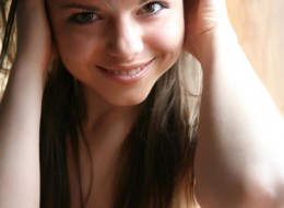 Kolejna ale lepsza przy oknie dupeczka (4)