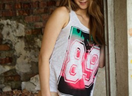 Jej cipa jest dużo używana (2)