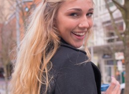 Śliczna amatorka w kilku miejscach (9)