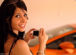 Sama z koleżanką i przy aucie (8)