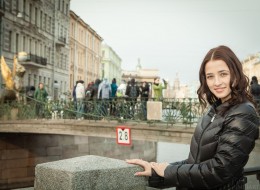 Niezwykła pokojówka (12)