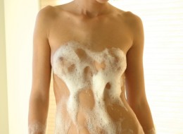 Laska w kąpielowej piance (10)