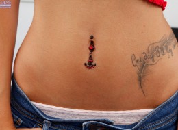 Słodka opalona dupeczka (11)