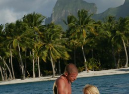 Zrobiła mu laskę we wodzie (12)