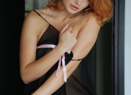 Ruda chętnie się rozbiera (7)