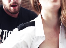 Ziomeczek ładnie zapina spragnioną panią oficer (6)