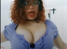 TITFUCKING GIRL NATURAL BOOBS